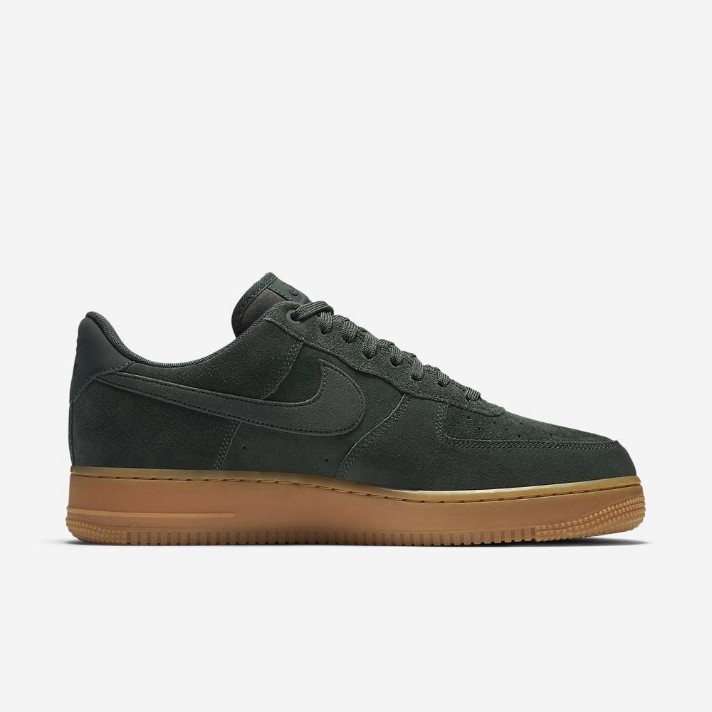 air force one lv8 suede