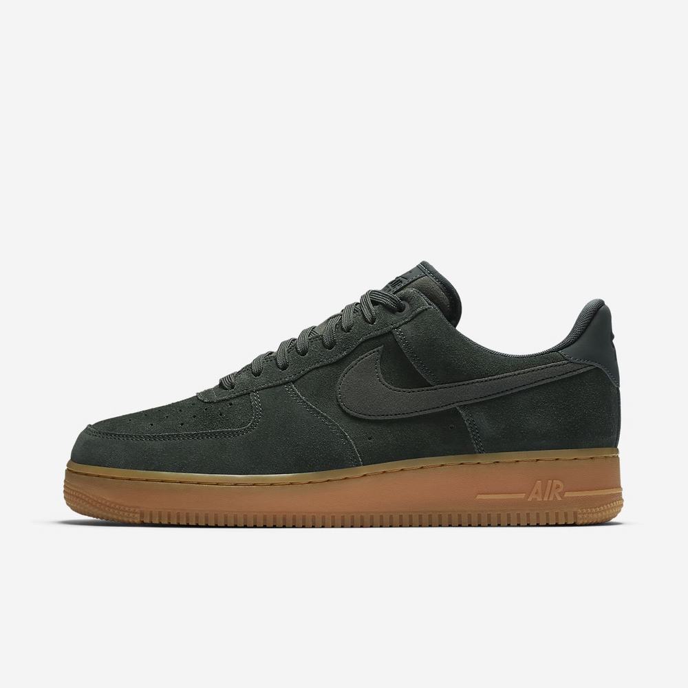 Nike Air Force 1 07 LV8 Suede 